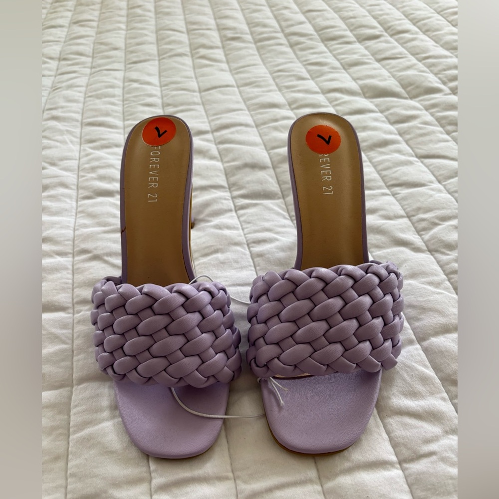 Woven heels sandals